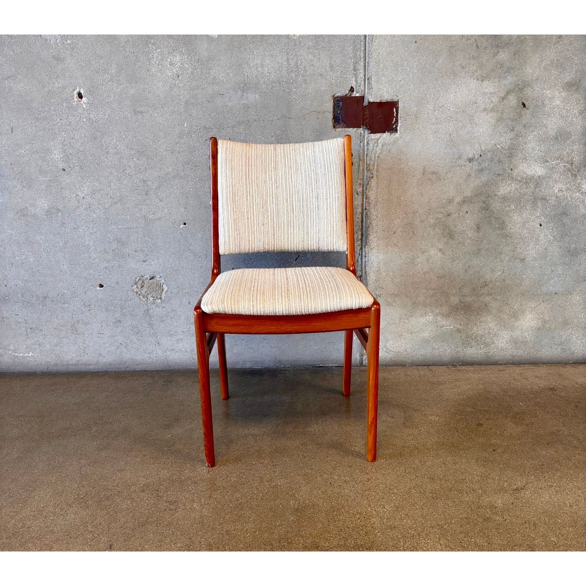 Vintage Teak D-Scan Chair