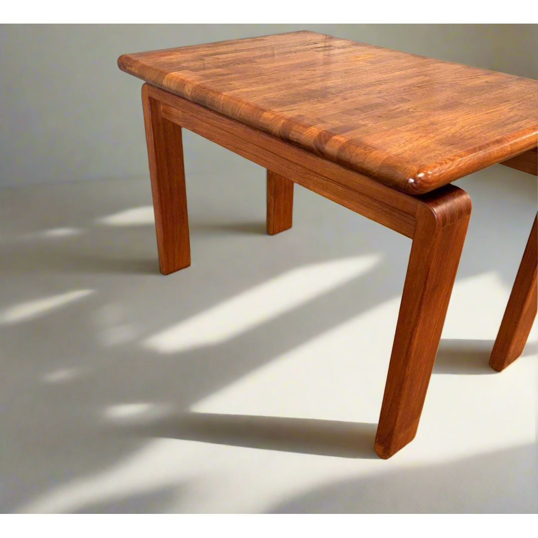 D -Scan Teak Table
