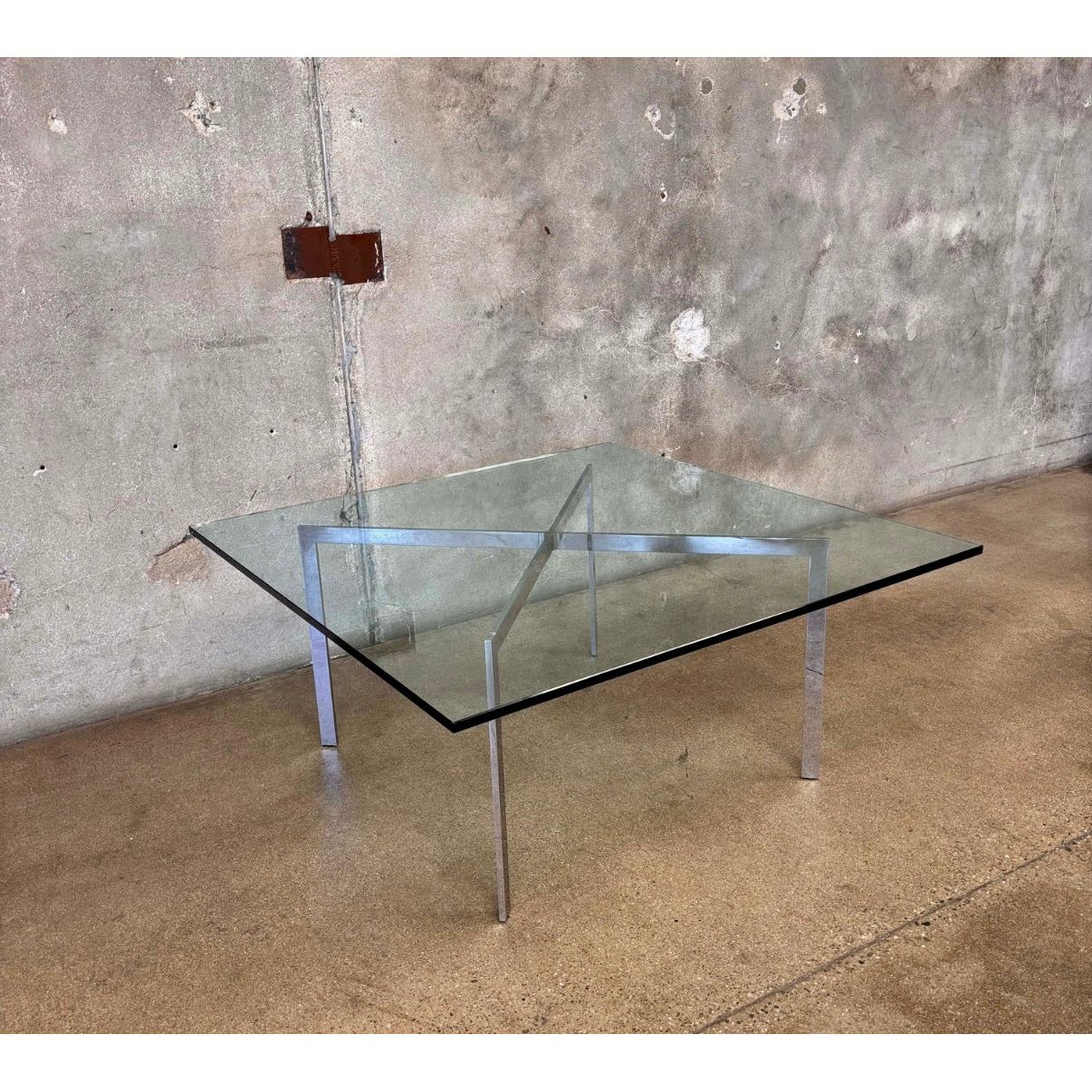 DWR Mies Van de Rohe Table