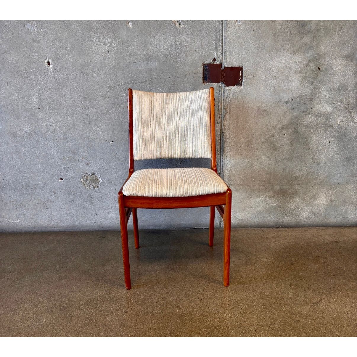 Vintage Teak D-Scan Chair