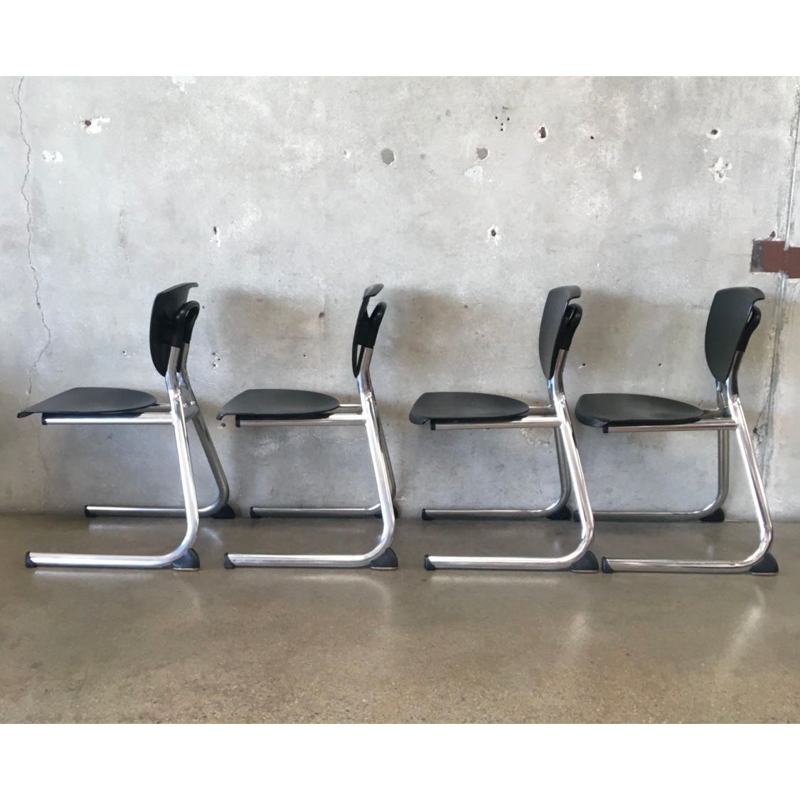 Ki Cantilever Chairs