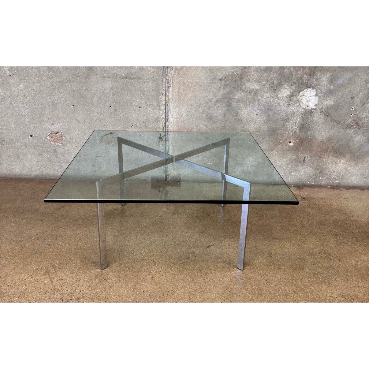 DWR Mies Van de Rohe Table