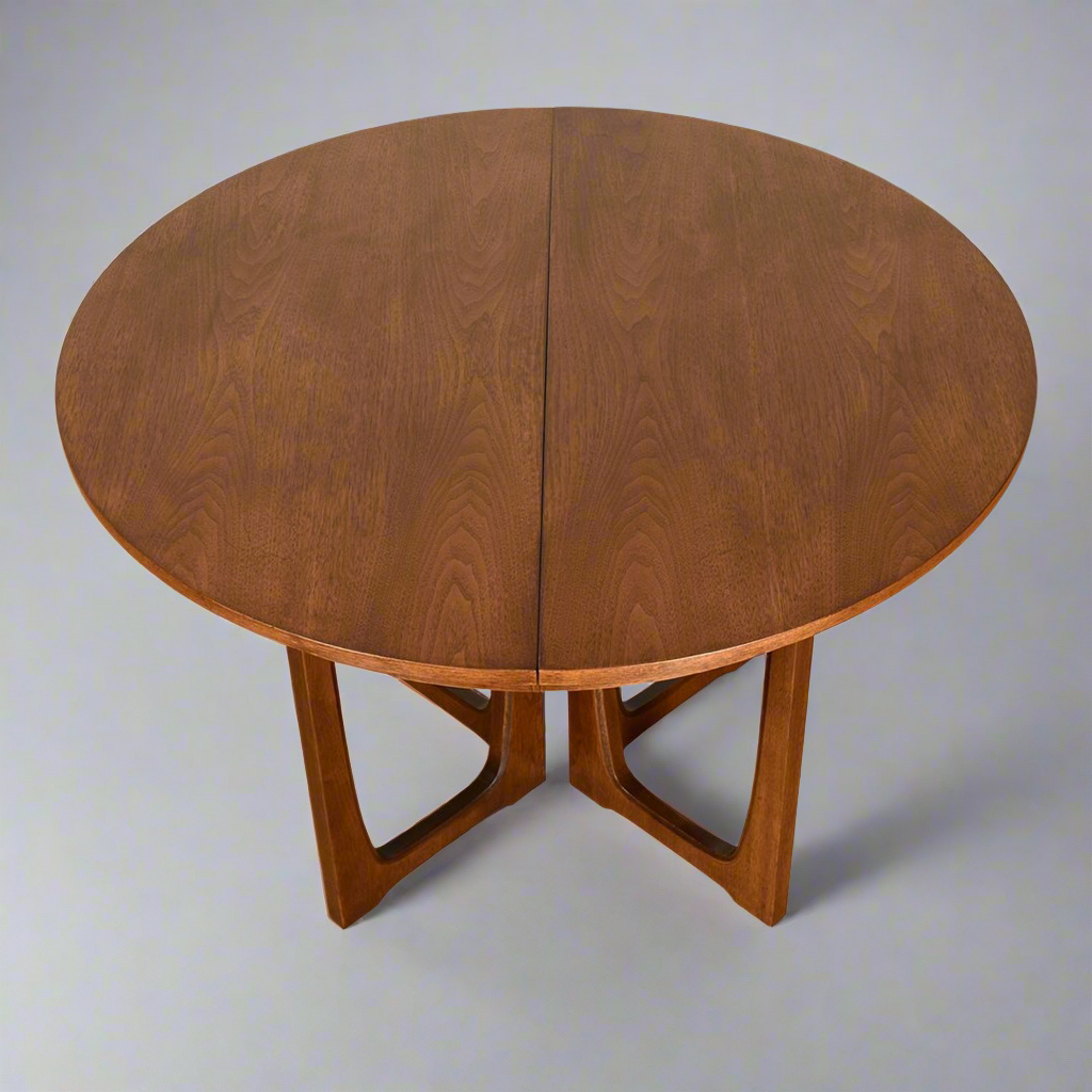 Broyhill Emphasis Dining Table