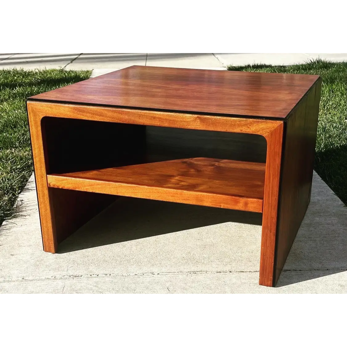 Brown Saltman Table