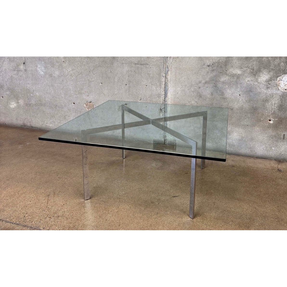 DWR Mies Van de Rohe Table